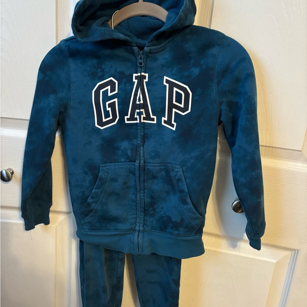 GAP boys tie dye jogging set, small, great condition